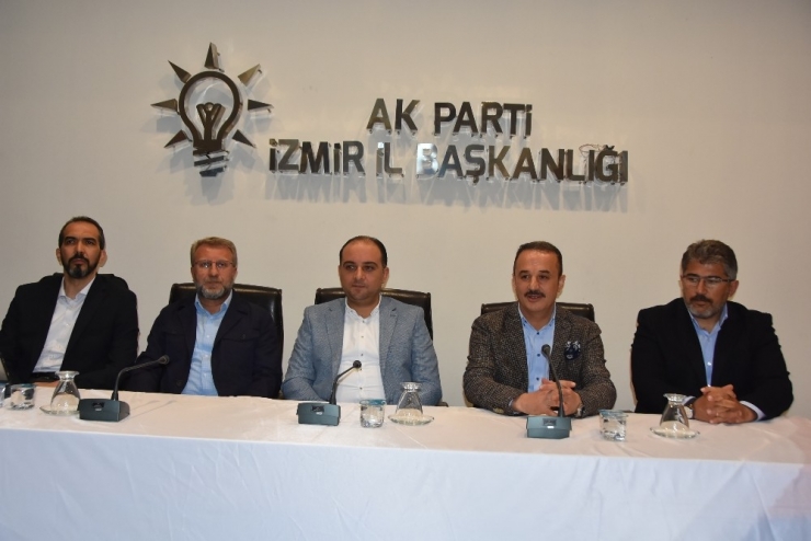 Ak Parti İzmir’de Temayül Yoklaması Başladı