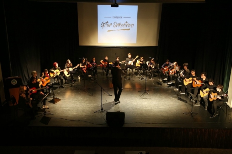Eskişehir Gitar Orkestrasından Muhteşem Konser