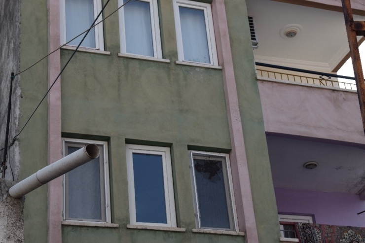 Malatya’da Pompalı Tüfekle Apartmana Saldırdılar