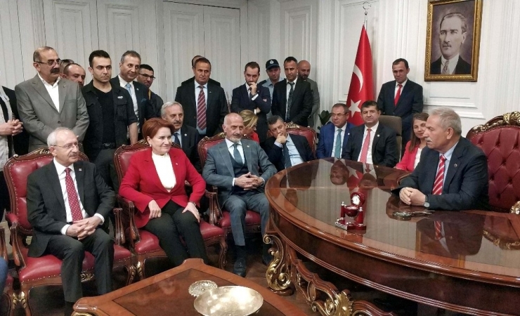 Kılıçdaroğlu İlkadım Belediye Başkanı Demirtaş’ı Ziyaret Etti