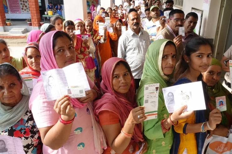 Hindistan’da 5 Haftadır Süren Seçimlerde Oy Verme İşlemi Bitti