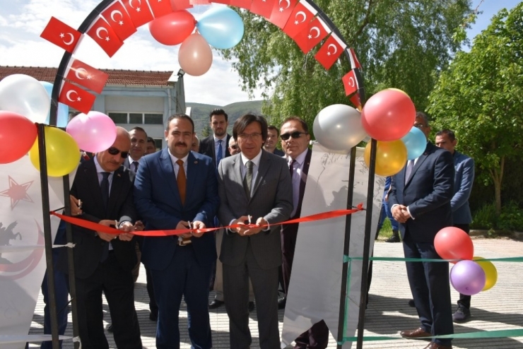 İnönü’de Tübitak 4006 Bilim Fuarı Açıldı
