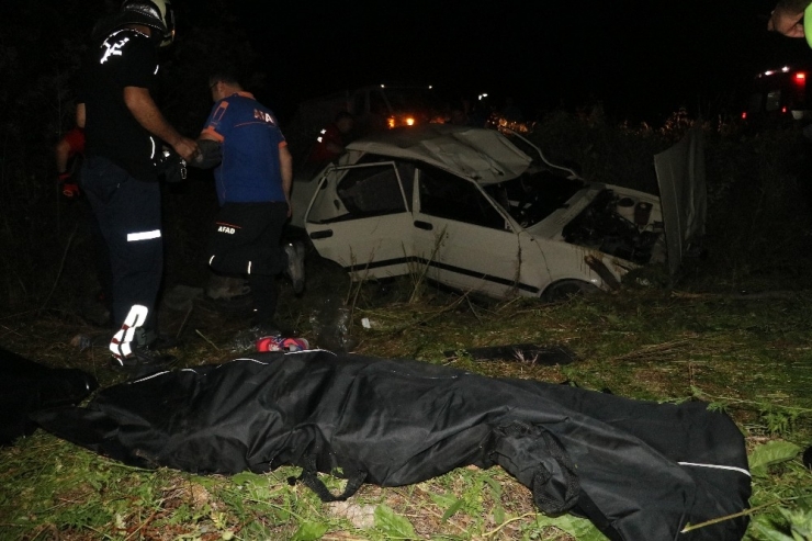 Adana’da Otomobil Şarampole Devrildi: 2 Ölü, 2 Yaralı