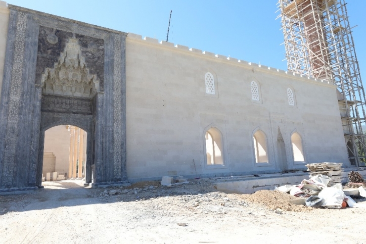 İnşaat Çalışmalarına Başlanan Tarihi Paşa Camii İçin Bilgilendirme Toplantısı
