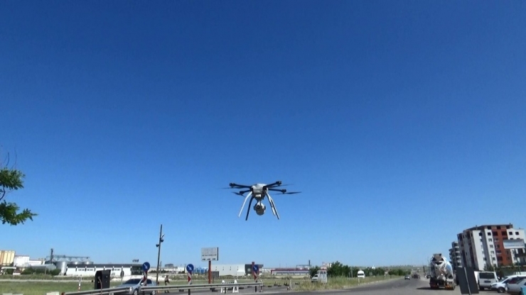 Diyarbakır İl Jandarma Komutanlığından Dronelu Trafik Denetimi