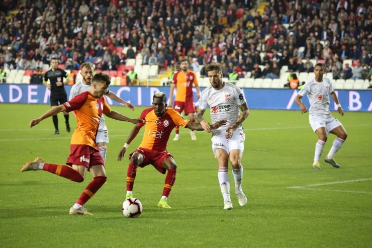 Spor Toto Süper Lig: Dg Sivasspor: 4 - Galatasaray: 3 (Maç Sonucu)