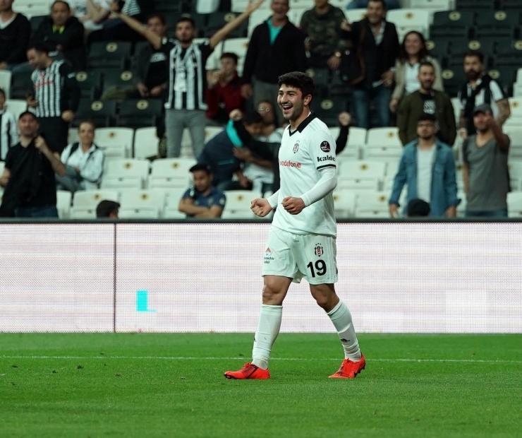 Spor Toto Süper Lig: Beşiktaş: 3 - Kasımpaşa: 2 (Maç Sonucu)