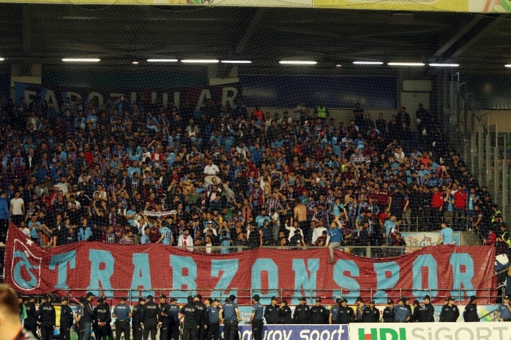 Spor Toto Süper Lig: Çaykur Rizespor: 1 - Trabzonspor: 3 (İlk Yarı)
