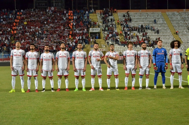 Spor Toto 3. Lig: Yeni Çorumspor: 1 - Serik Belediyespor: 1