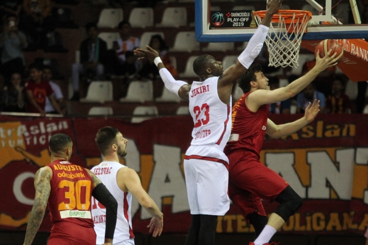 Gaziantep Basketbol Seriyi Eşitledi