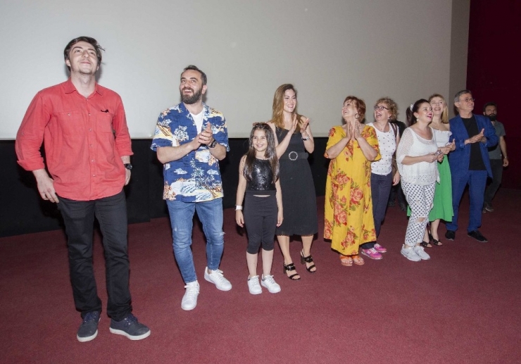 ‘Aykut Enişte’ Filminin Özel Gösterimi Adana’da