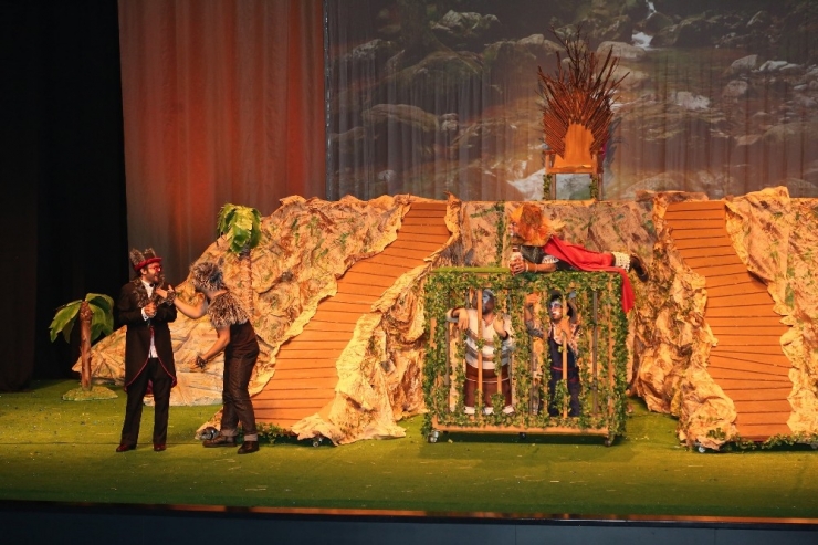 Konya’da Şehir Tiyatrosu, Kültür Hayatının Önemli Bir Parçası Oldu