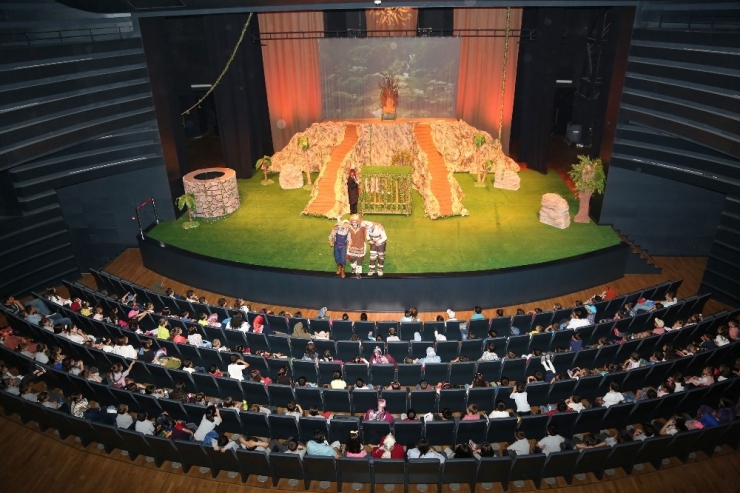 Konya’da Şehir Tiyatrosu, Kültür Hayatının Önemli Bir Parçası Oldu