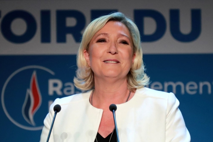 Fransa’da Ap Seçimleri: Aşırı Sağcı Ulusal Cephe Liderliğini Sürdürüyor