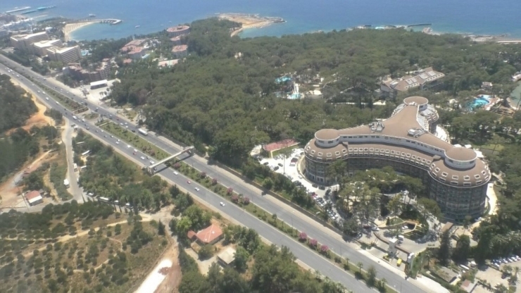 Antalya’da Bayram Tatili Dönüşü İçin Yollarda 230 Ekip Ve 430 Personel Görev Yapıyor