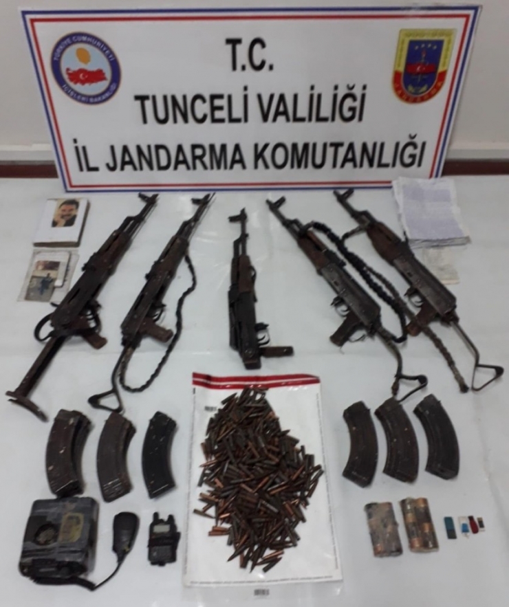 Tunceli’de 5 Teröristin Etkisiz Hale Getirildiği Operasyon Silahlar Ve Çok Sayıda Malzeme Ele Geçilirdi