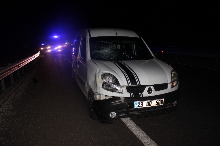 Elazığ’da Aracın Çarptığı Yaya Hayatını Kaybetti