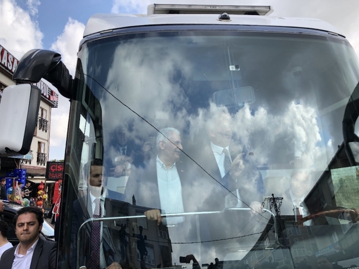 Binalı Yıldırım’a Çatalca’da Sevgi Seli