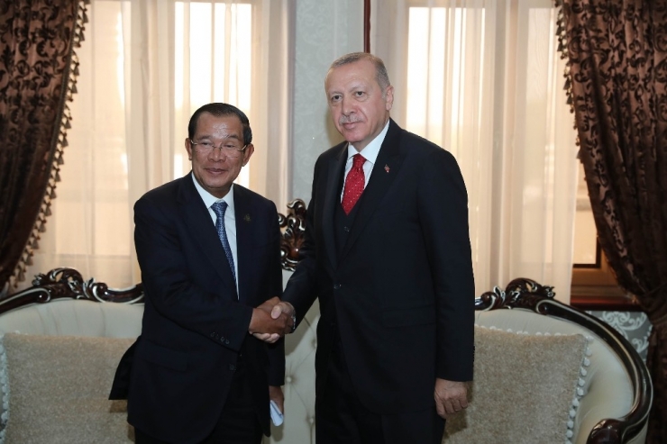 Cumhurbaşkanı Erdoğan, Afganistan Ve Kamboçyalı Liderlerle Görüştü