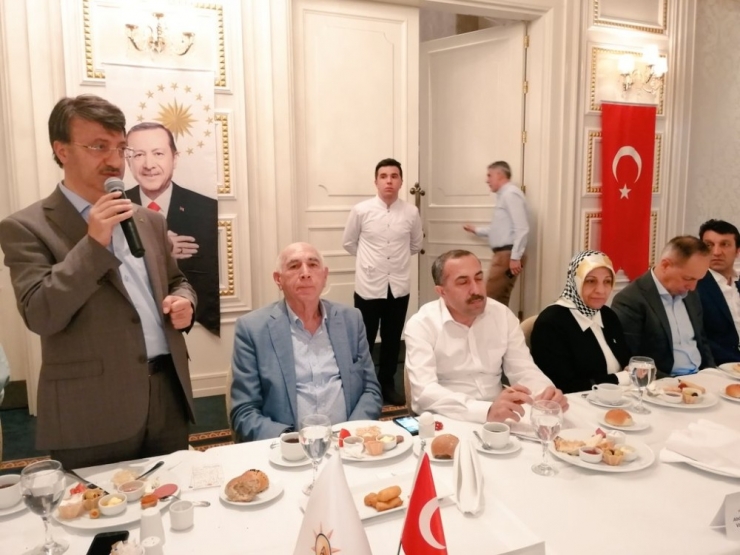 Ak Parti Van İl Başkanlığından İstanbul Çıkarması