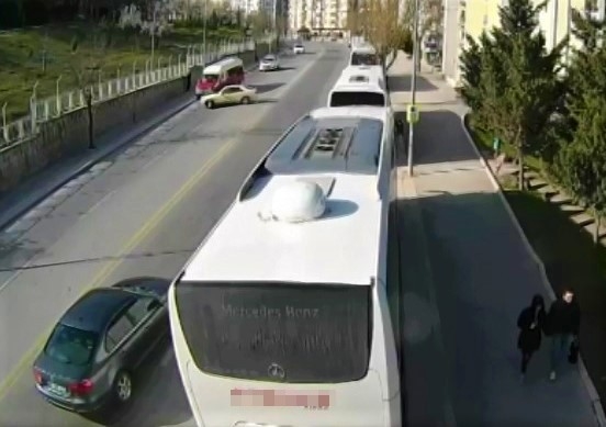 Eskişehir’deki Trafik Kazaları Kameralara Yansıdı