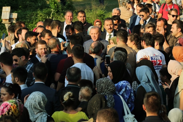 Cumhurbaşkanı Erdoğan Nakkaştepe Millet Bahçesi’ni Gezdi