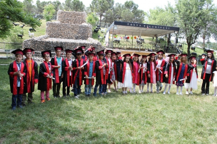 Tosya İlkokulu’nda Mezuniyet Töreni