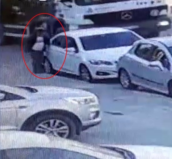 Üsküdar’da Otomobillere Dadanan Hırsız Suçüstü Yakalandı
