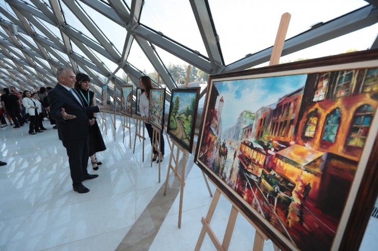 Nihat Zeybekci Kongre Ve Kültür Merkezi Onbinlerce Kişiyi Ağırladı