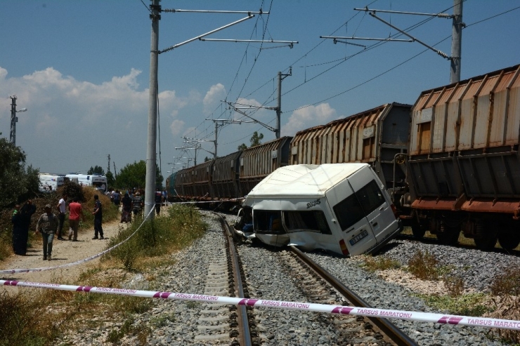 Mersin’deki Tren Kazasında Yaralananların 2’sinin Durumu Ağır