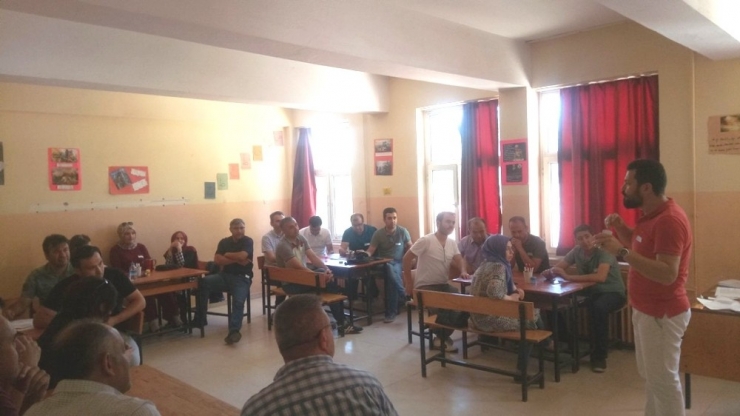 Hisarcık’ta Öğretmenlere Okul Ve Aile İş Birliği Geliştirme Programı Eğitimi