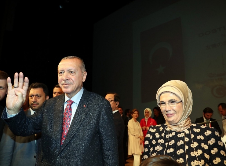 Cumhurbaşkanı Erdoğan Japonya’da Türk Vatandaşlarıyla Bir Araya Geldi