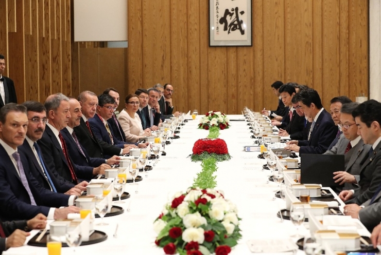Cumhurbaşkanı Erdoğan, Japonya Başbakanı Abe İle Çalışma Yemeğine Katıldı