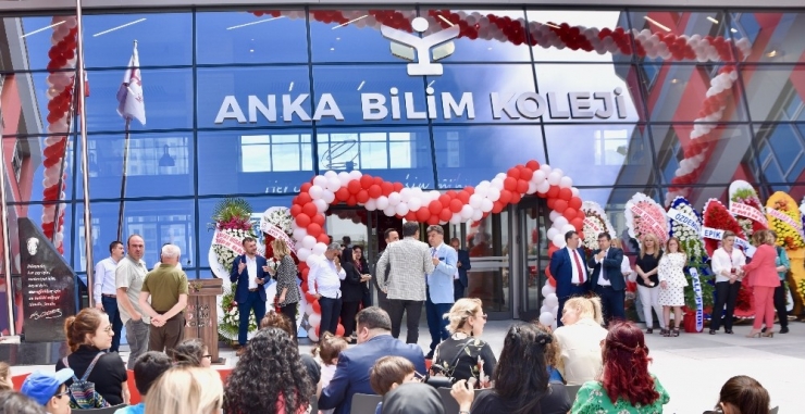 ‘Türkiye’nin En İyi Eğitim Kampüsü’ Ödülünü Alan Anka Bilim Koleji İncek’te Açıldı