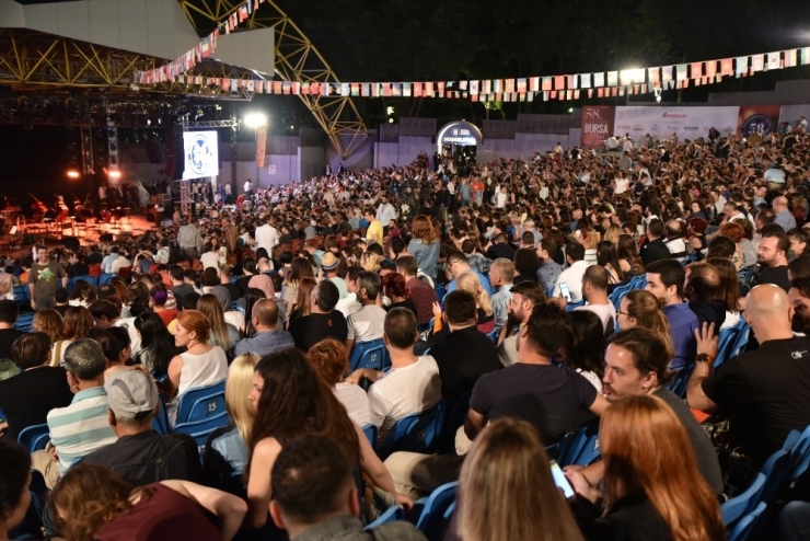 Bursa’da Konser İptâli Yok