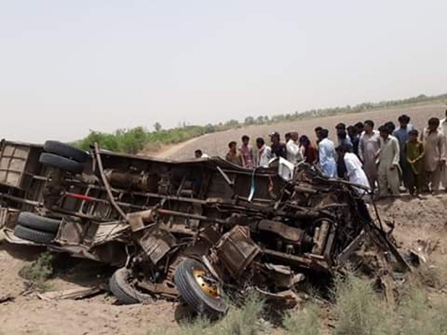 Pakistan’da Otobüs Kazası: 11 Ölü