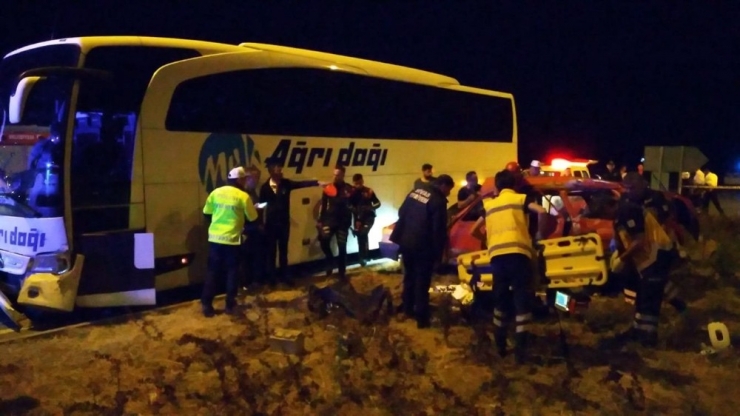 Sivas’ta Trafik Kazası: 1 Ölü, 3 Ağır Yaralı