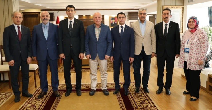 Türkmenistan Heyetinden Başkan Sekmen’e Ziyaret