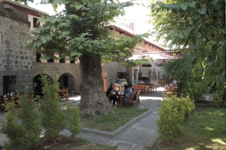 Diyarbakır’ın Yıllara Meydan Okuyan Tarihi Yapısı: İskender Paşa Konağı