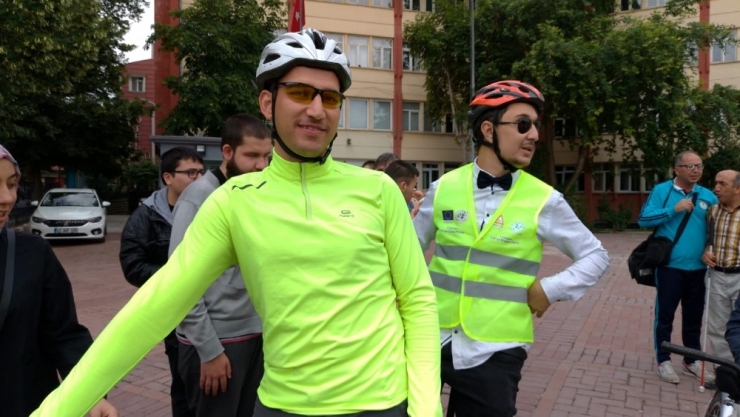 Görme Engelli Vatandaşlar, Bisikletle Şehir Turu Yaptı