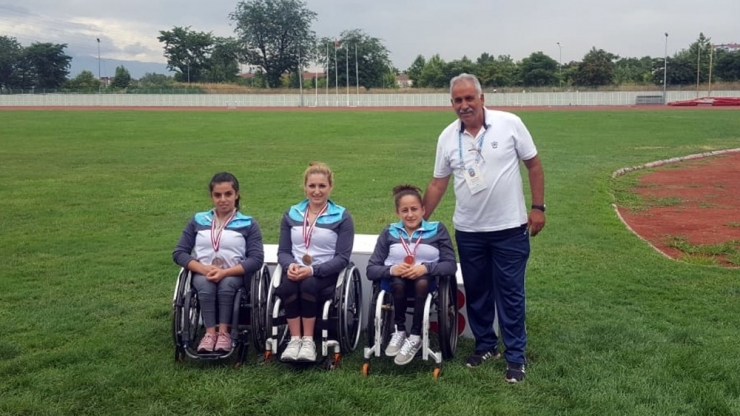 Bağcılarlı Engelli Atletler 15 Temmuz Spor Yarışmalarına Damga Vurdu