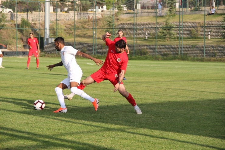 Antalyaspor İle Gençlerbirliği Hazırlık Maçında 1-1 Berabere Kaldı
