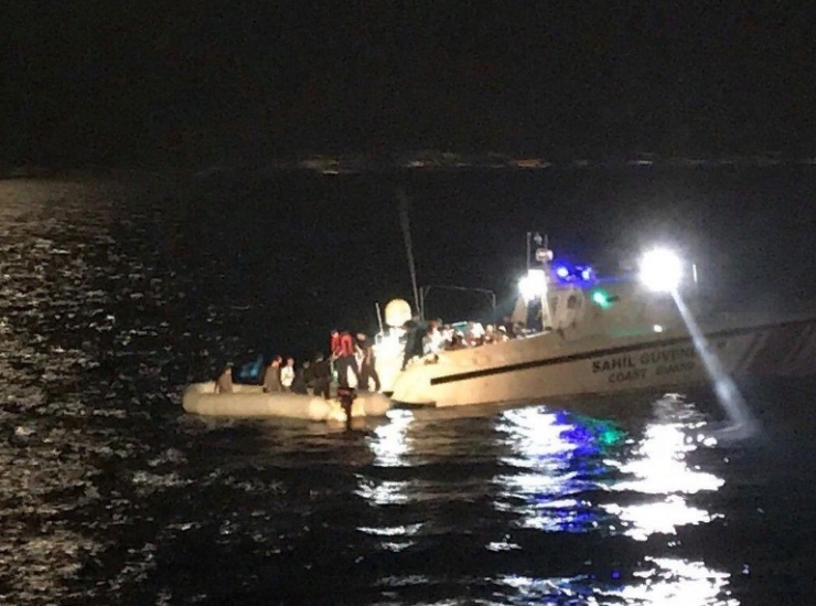 Akdeniz’de 53 Kaçak Göçmen Yakalandı