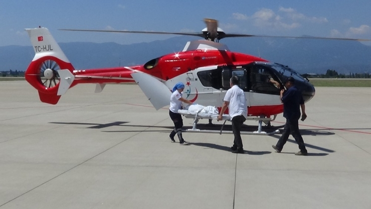 Kaynayan Salça Kazanına Düşen Bebek Ambulans Helikopter İle Ankara’ya Sevk Edildi