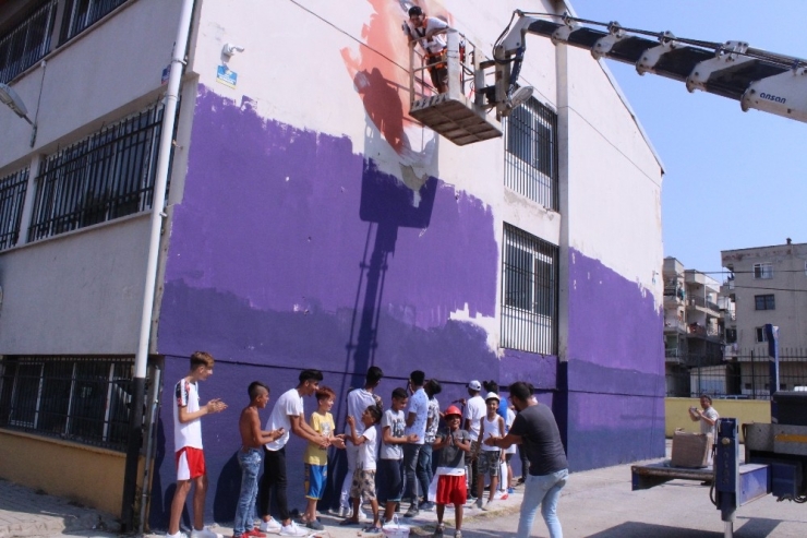 Roman Çocuklar, Venezuelalı Sanatçı İle ’Duvarları Konuşturacak’