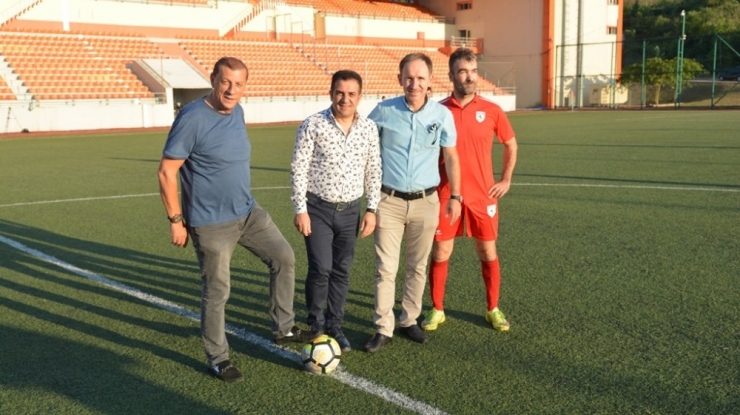 İzmit Belediyesi Başkanlık Kupası Başladı