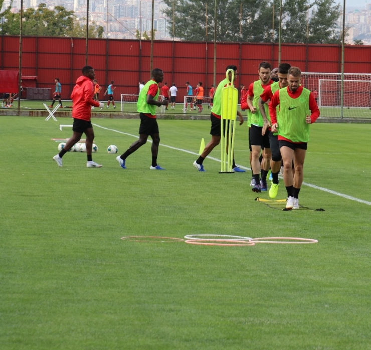 Gençlerbirliği, Gazişehir Gaziantepspor Maçının Hazırlıklarına Başladı