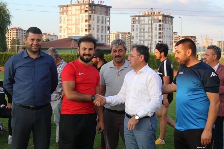 Hacılar Belediye Başkanı Bilal Özdoğan Stadyum İçin Müjdeyi Verdi