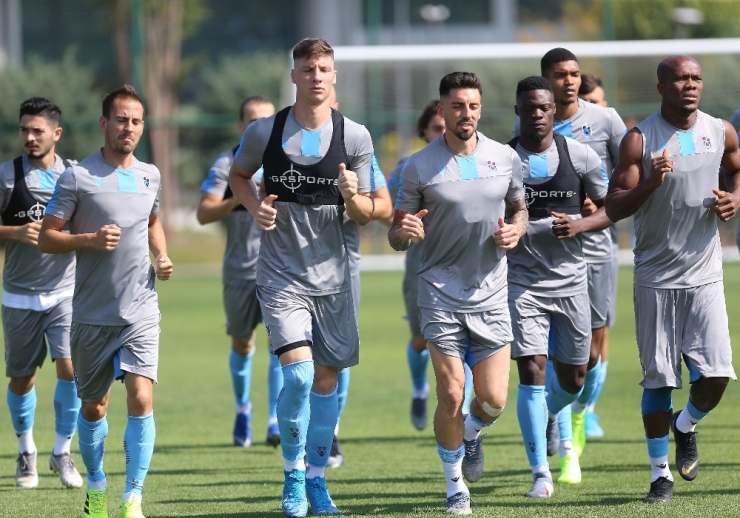 Trabzonspor, Aek Maçı Hazırlıklarını Sürdürdü