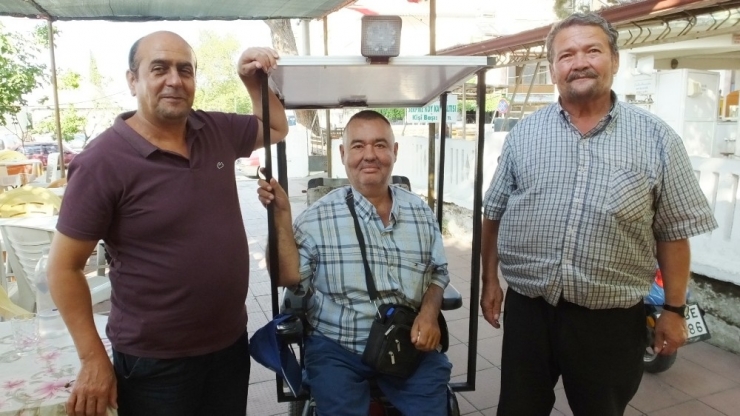 Burhaniye’de Engelli Vatandaşın Güneş Paneli Sevinci